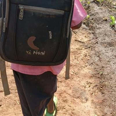 Un Voyage d’Espoir : L’Impact de la MÄ PÖGNE International Foundation